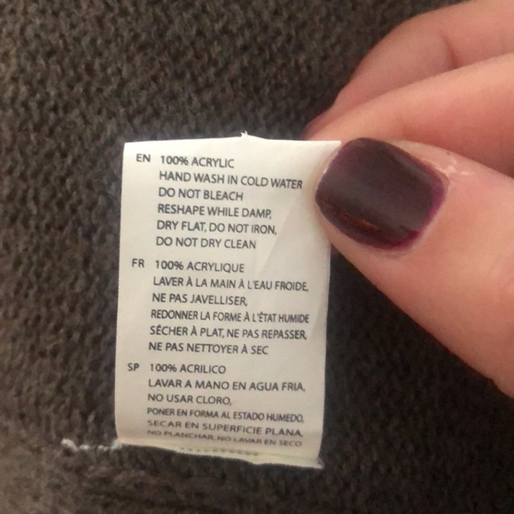 RD Styles Wool Poncho - Picture 6 of 6